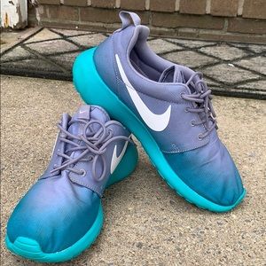 Nike Roshe Run Print